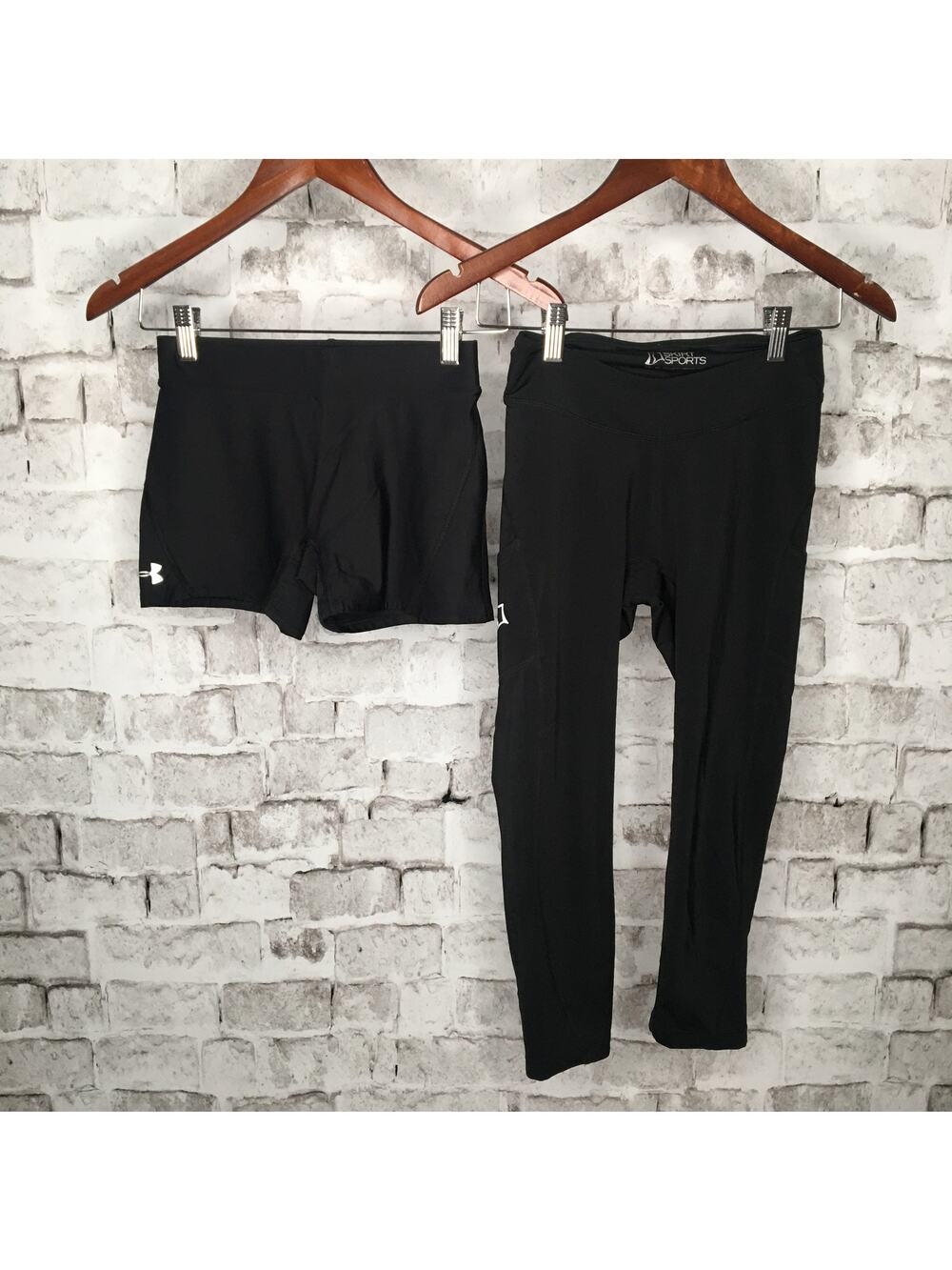 Under Armour & Skirt Sports XS & S Bike Shorts Capri Leggings Black